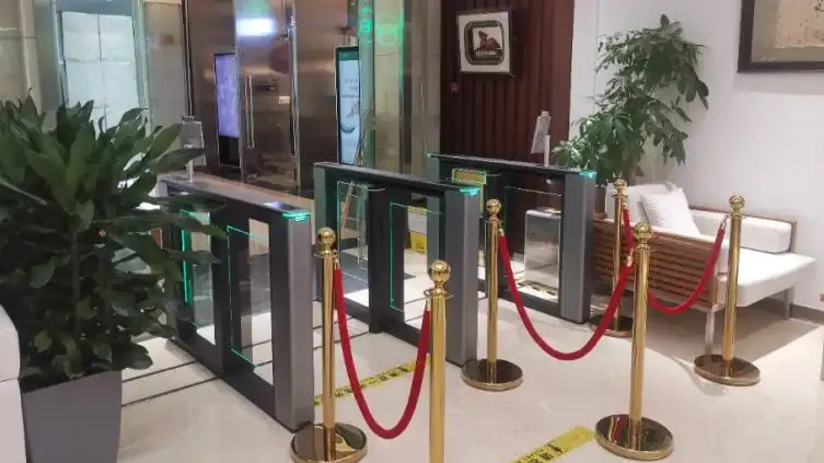 Fabricante de puertas de torniquetes giratorios