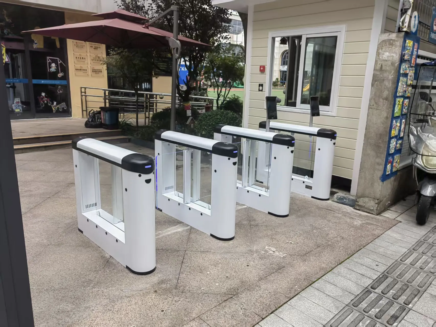 Puerta giratoria IM.B223 para el jardín de infancia