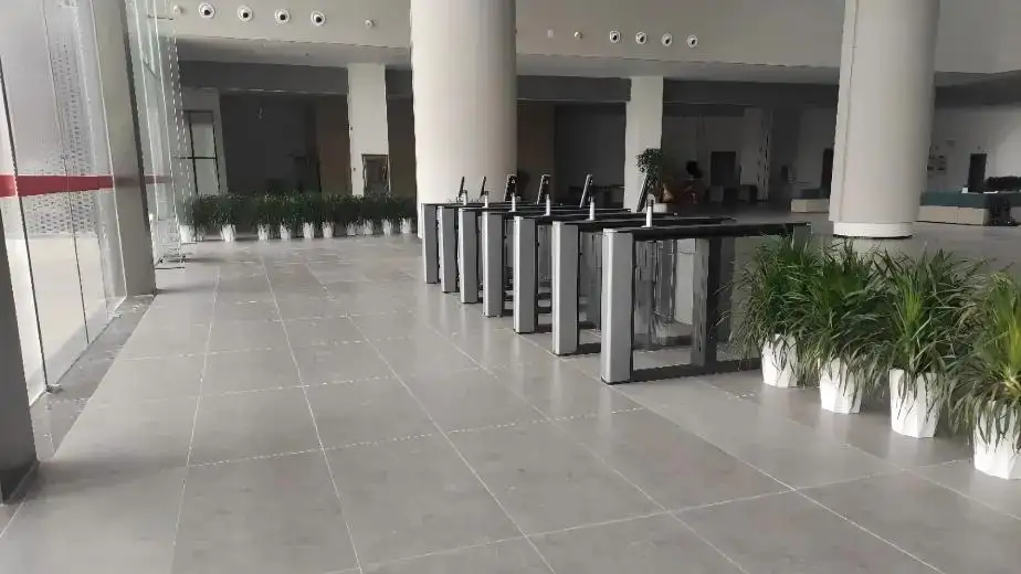 Puerta de torniquetes para colegios